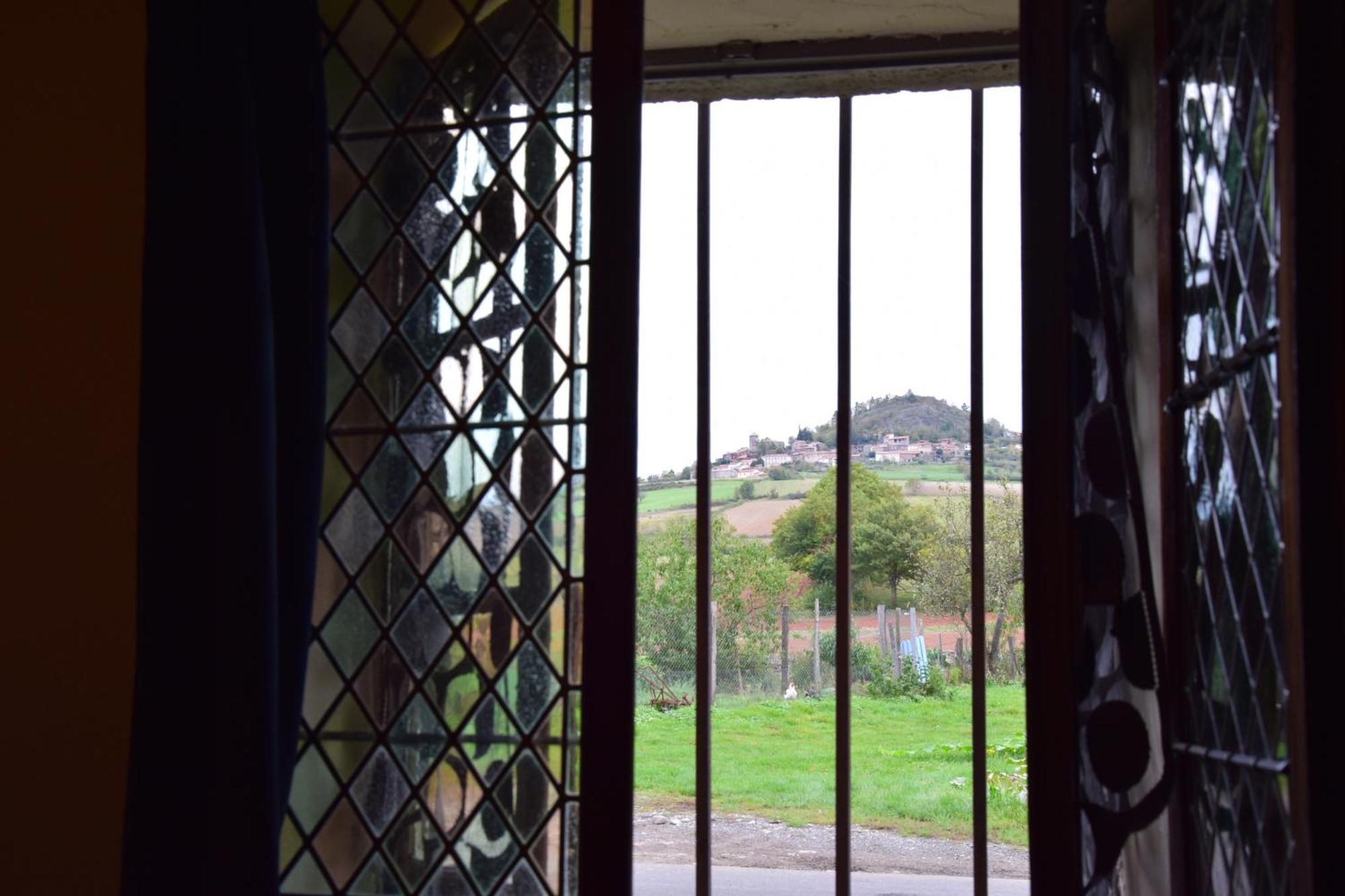 Chateau Des Aiguilles Saint-Remy-de-Chargnat Номер фото