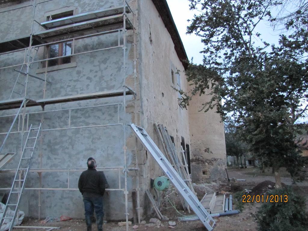 Chateau Des Aiguilles Saint-Remy-de-Chargnat Екстер'єр фото